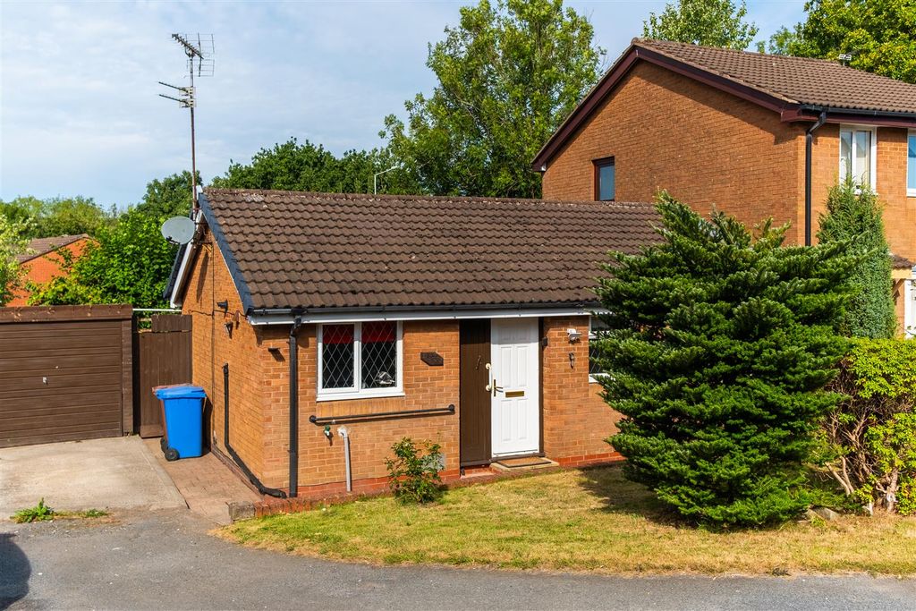 Property photo 1 of 22 Front External