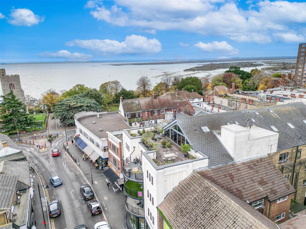 Property photo 1 of 46 Stunning View