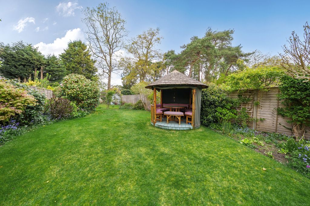 Property photo 3 of 14
