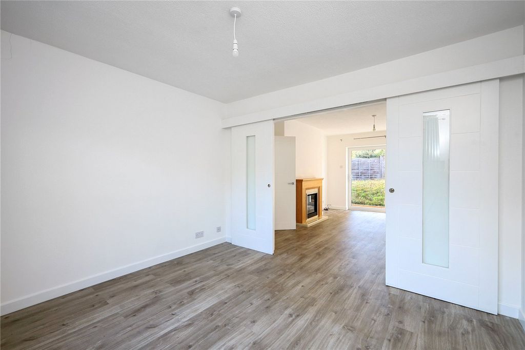 Property photo 3 of 24 Picture No. 09