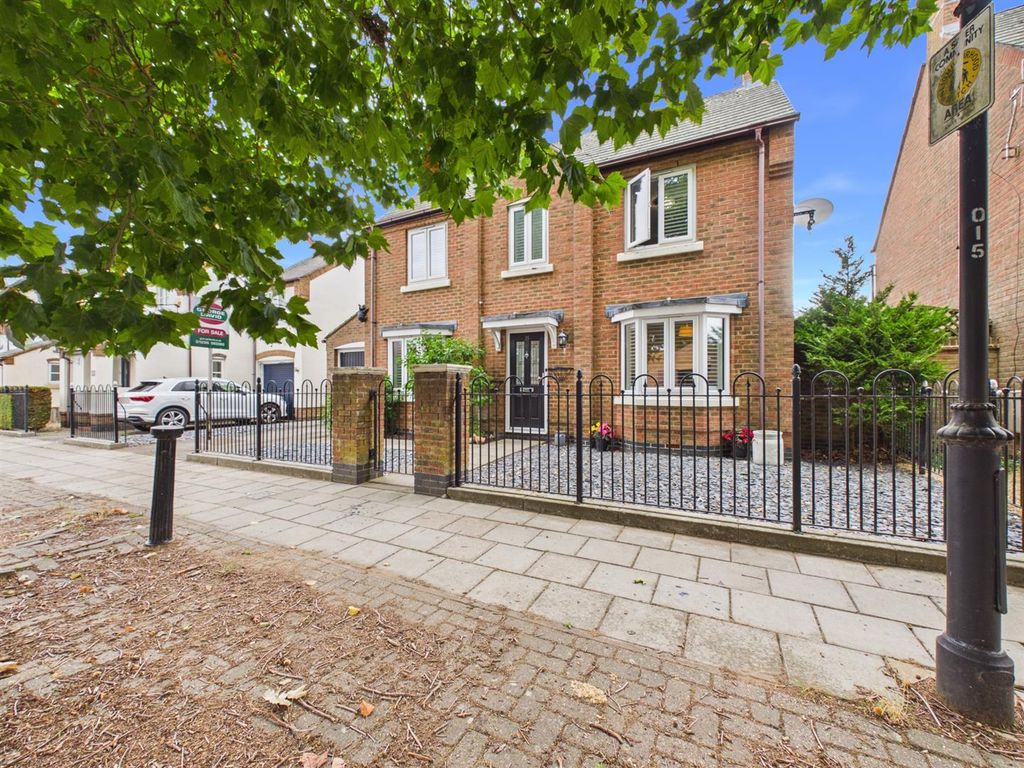 Property photo 1 of 15 Cam03851G0-Pr0045-Still003.Jpg