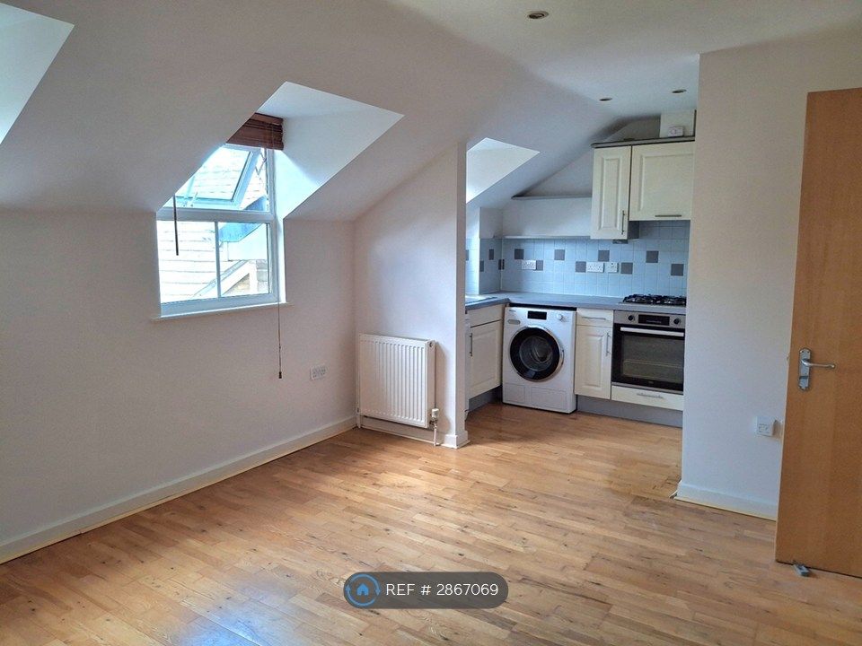 Property photo 1 of 12 Kitchen/Living Room