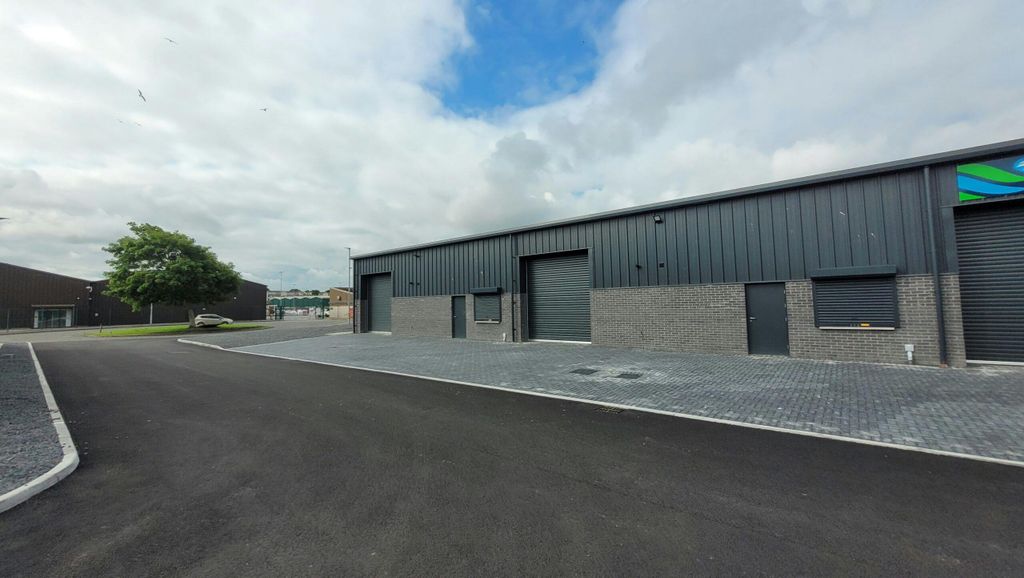 Property photo 1 of 10 Image 1