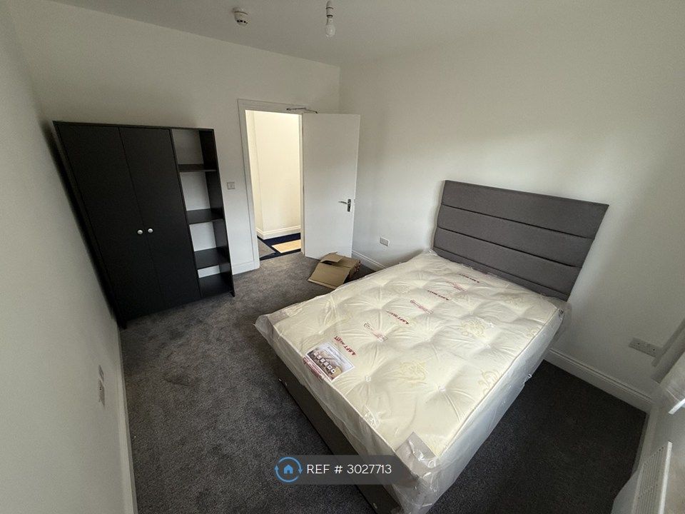 Property photo 2 of 3