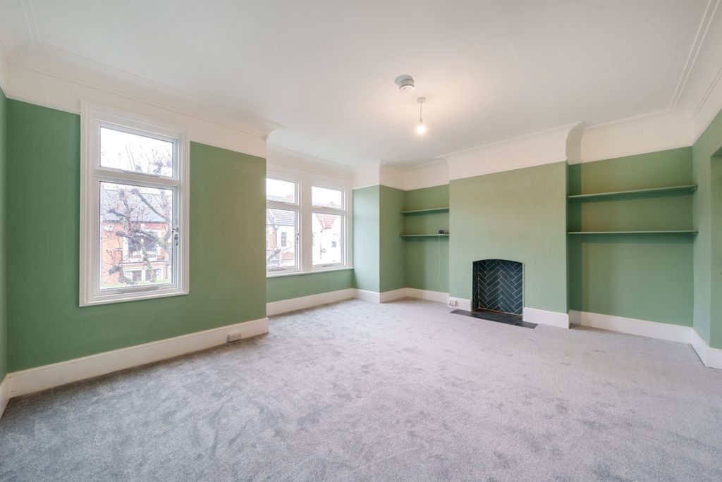 Property photo 2 of 6 976674 (2)