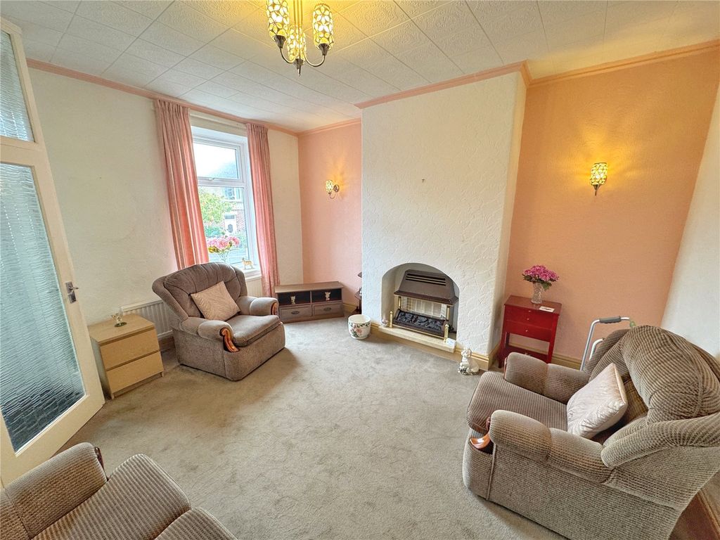 Property photo 2 of 15 Picture No. 40