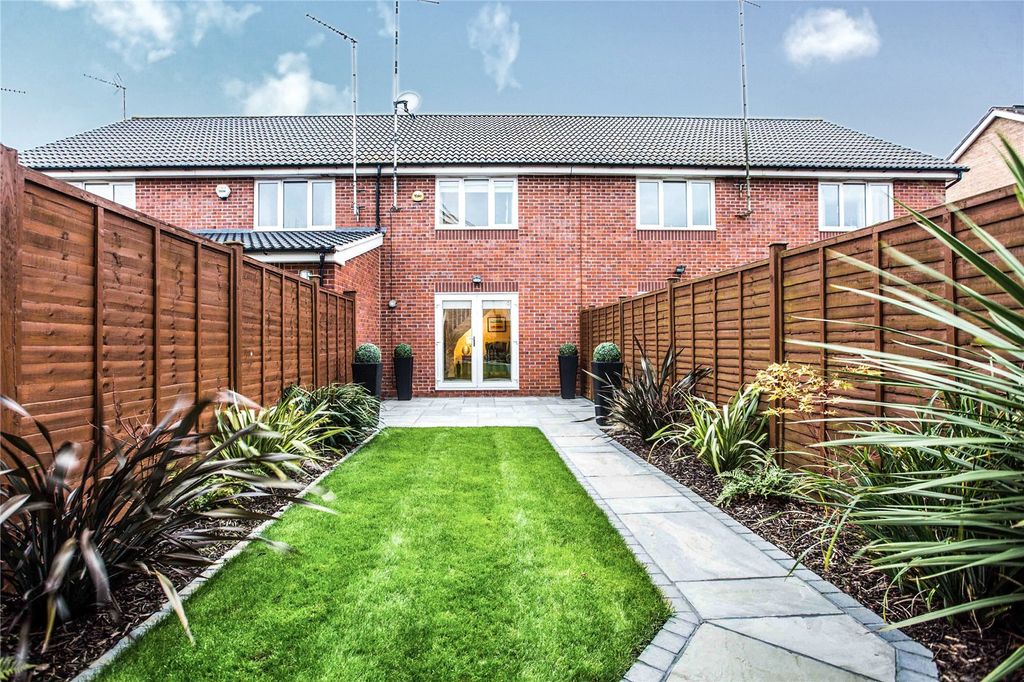 Property photo 2 of 5 Picture No. 05