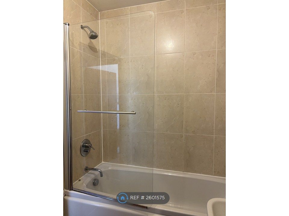 Property photo 3 of 17 Shower