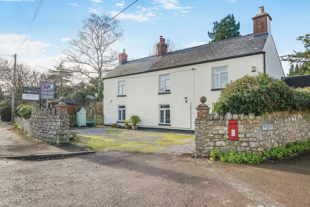 Property photo 1 of 24