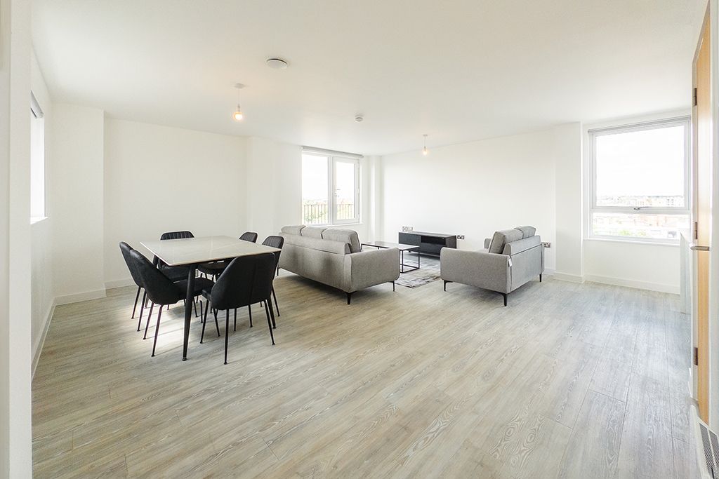 Property photo 1 of 26