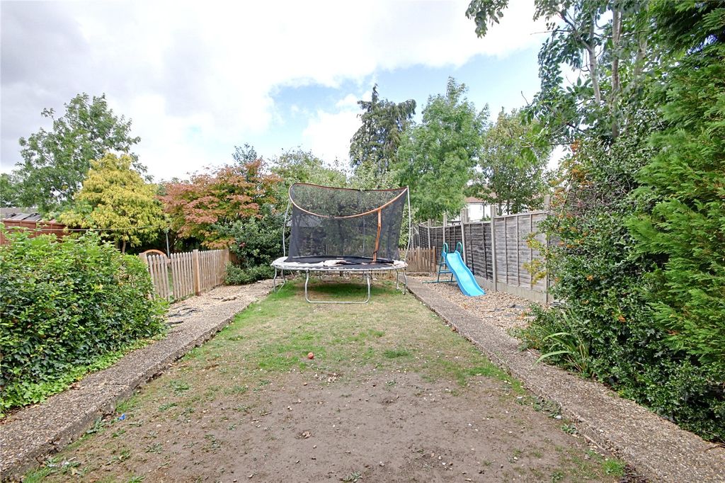 Property photo 2 of 16 Picture No. 15