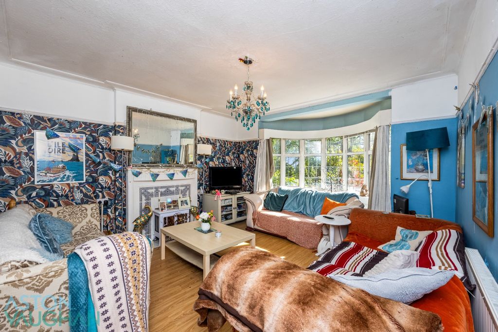 Property photo 3 of 26 5055273