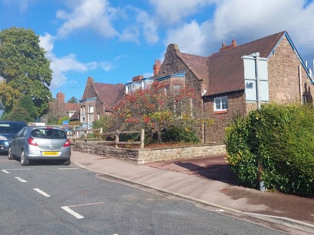 Property photo 2 of 10