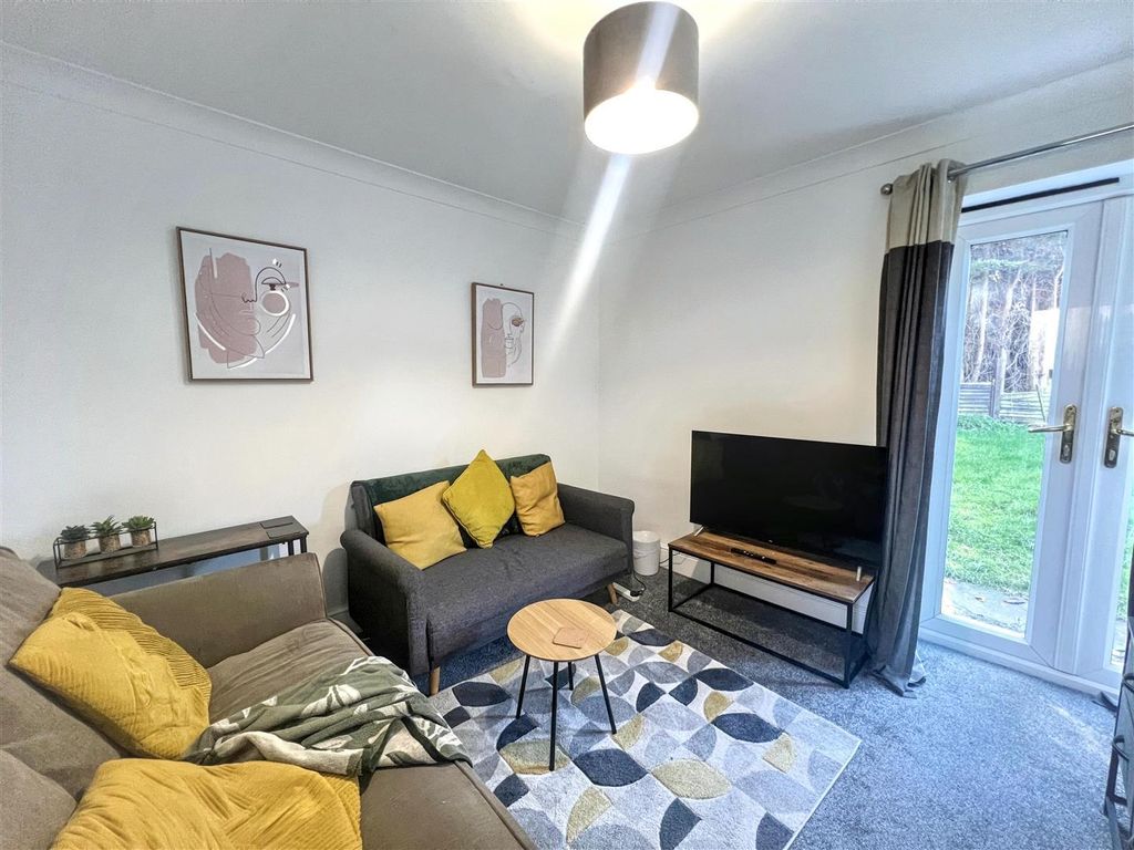 Property photo 2 of 10 2.Jpg