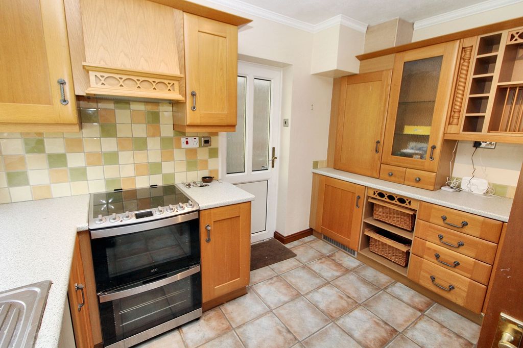 Property photo 3 of 23 Photo 8