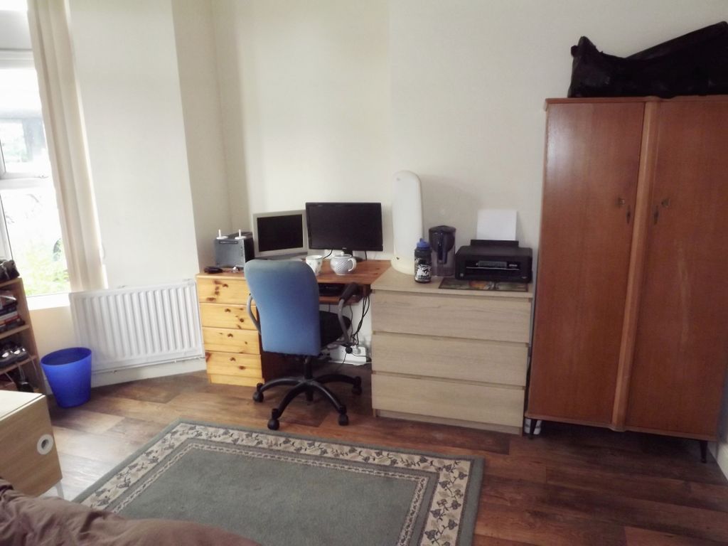 Property photo 2 of 5