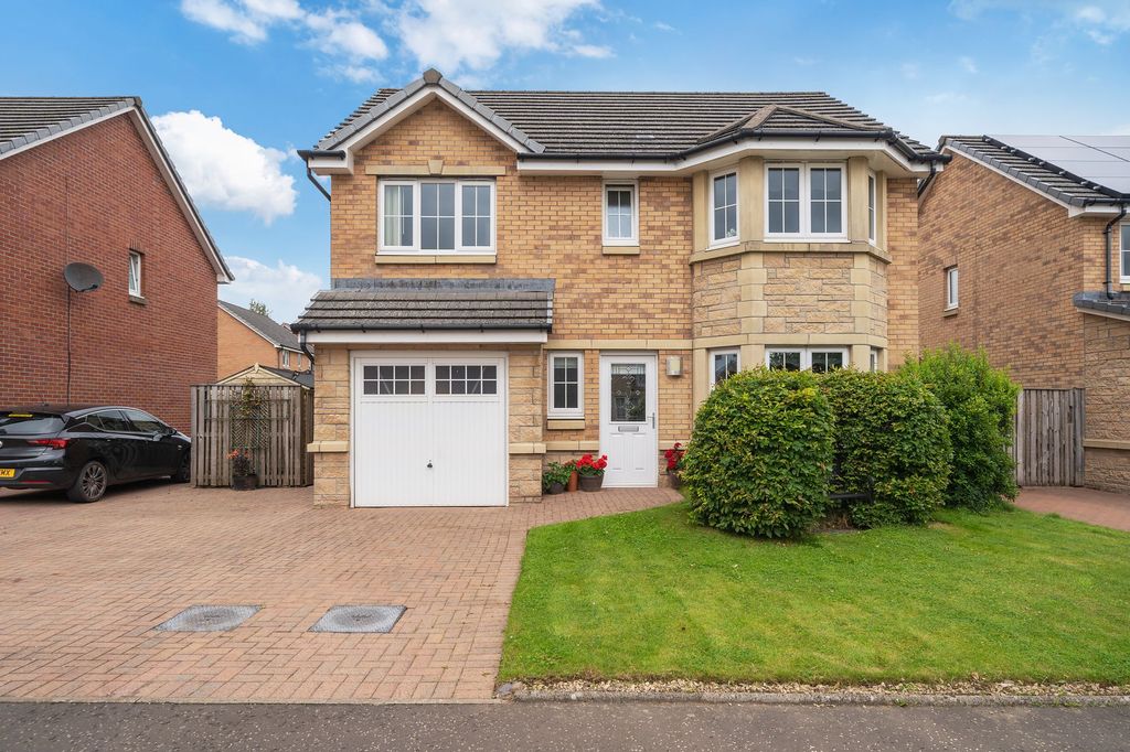 Property photo 1 of 33