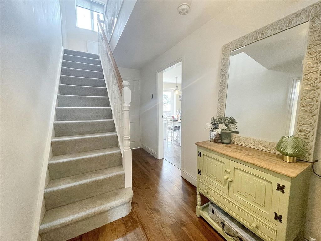 Property photo 3 of 25 Image00051.Jpg