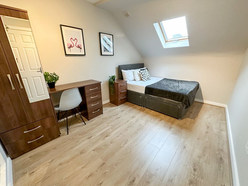 Property photo 1 of 18 File_029