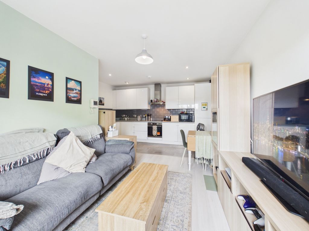 Property photo 2 of 11 Maple Court - Ewemove - Living Space 2