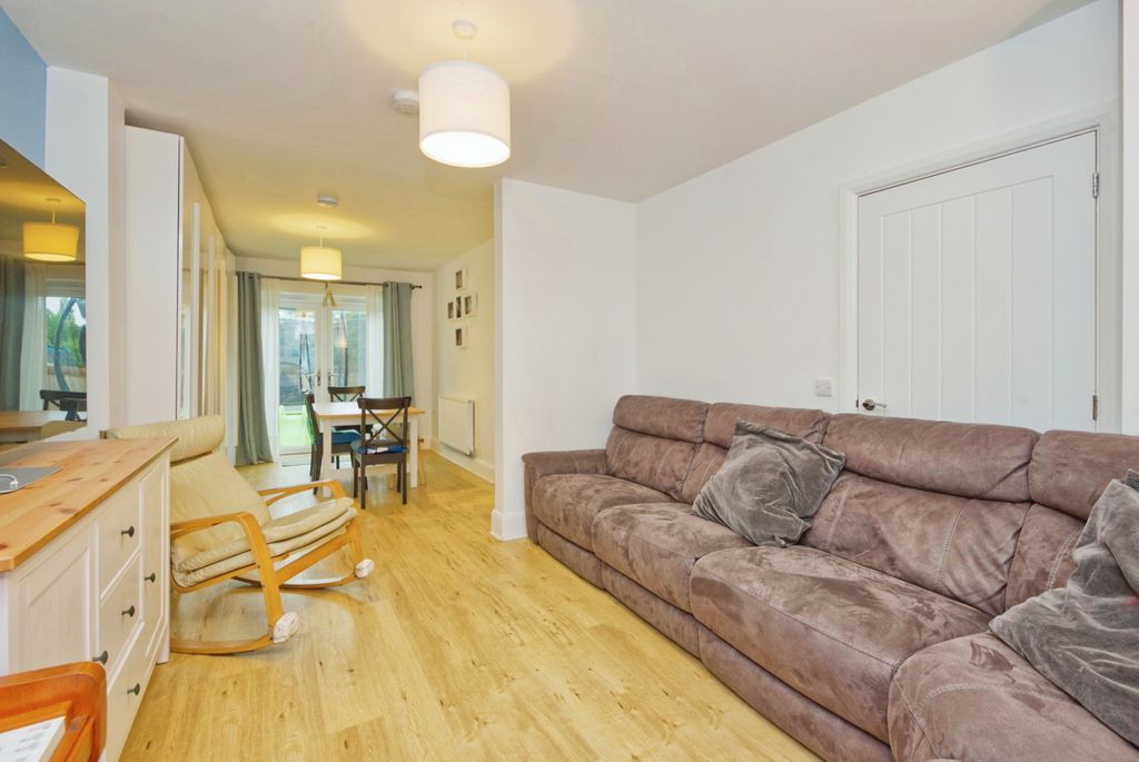Property photo 3 of 18 Photography