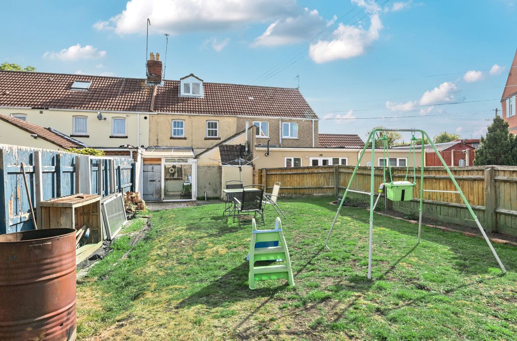 Property photo 3 of 13 15681c7Bf62Ba291286077Arw15