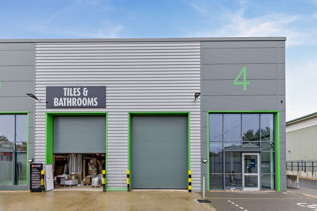 Property photo 1 of 11