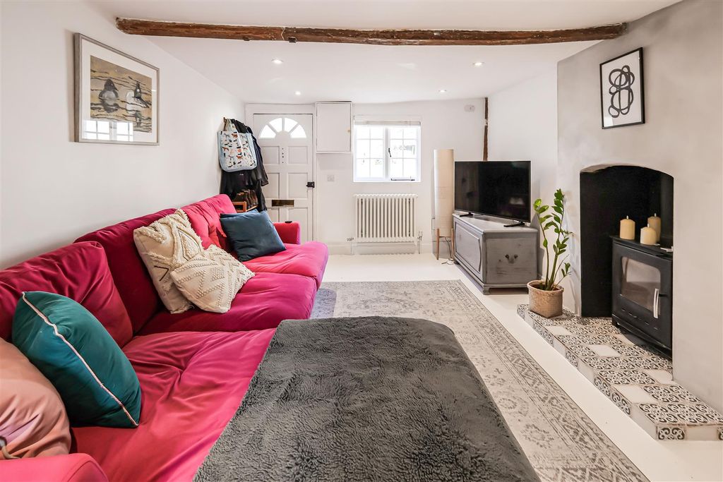 Property photo 3 of 12 12_77249.Jpg