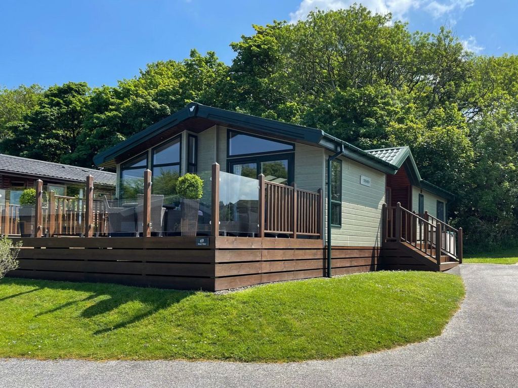 Property photo 1 of 6 Juliots Well Lodge Retreat- Willerby-New Hampshire (2016)-89950