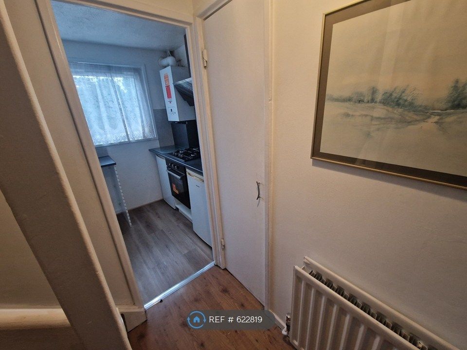 Property photo 3 of 16 Kitchen Entrance