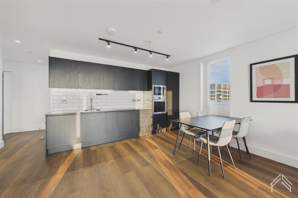 Property photo 2 of 18 2.Jpg