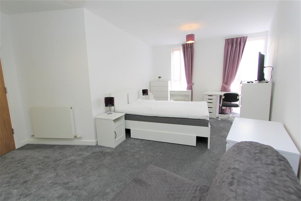 Property photo 3 of 14 Img_0171.Jpg