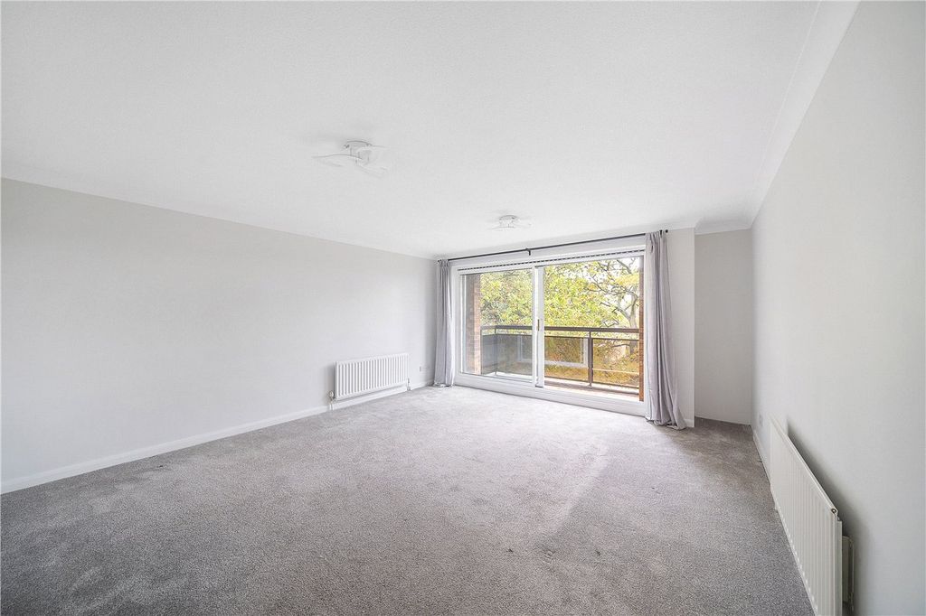 Property photo 3 of 17 Picture No. 10