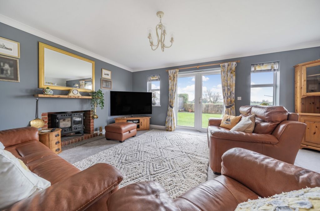 Property photo 2 of 24 1217015 (11)