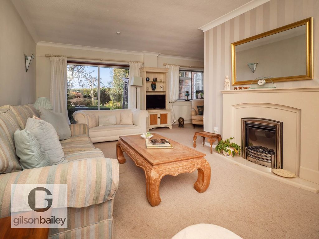 Property photo 2 of 25