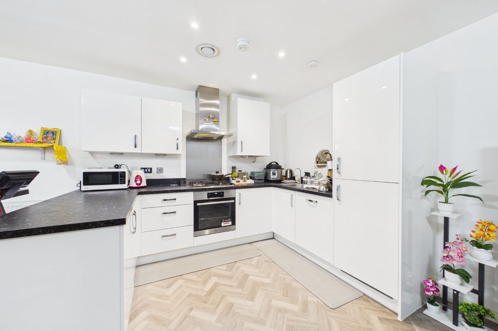 Property photo 2 of 10 Picture No. 05