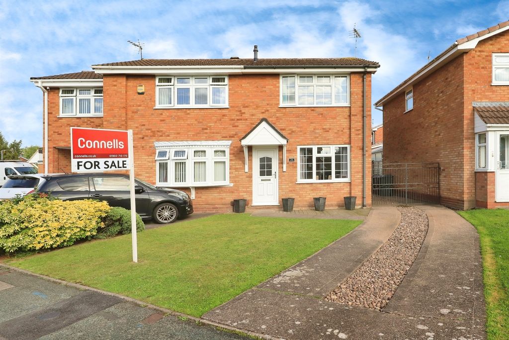 Property photo 1 of 14
