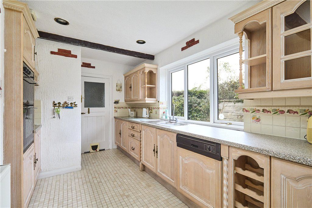 Property photo 3 of 24 Kitchen