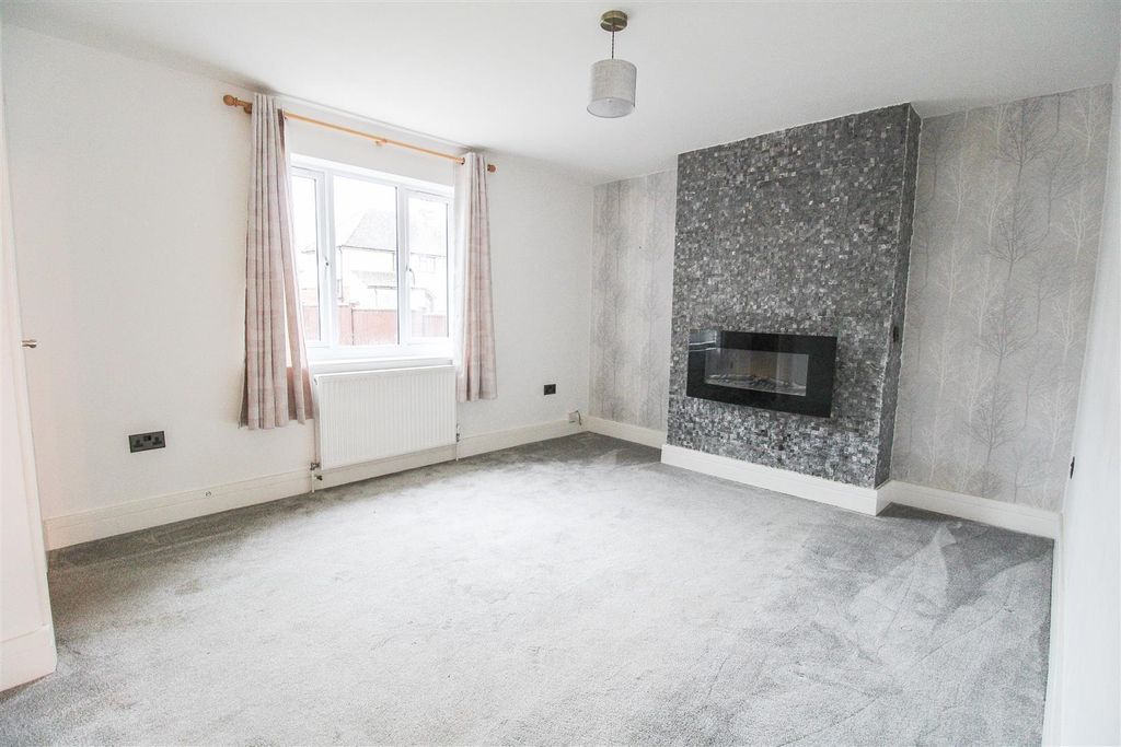 Property photo 3 of 16 Img_7942.Jpg