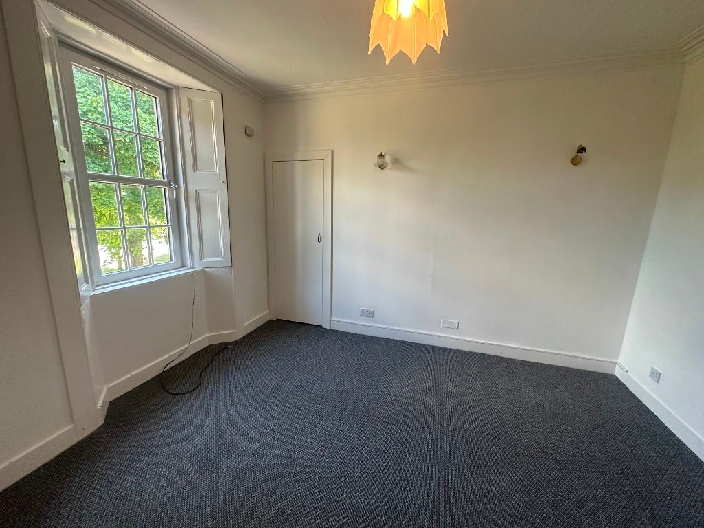 Additional image 4 of 2 bed flat to rentChapel Place, Montrose DD10