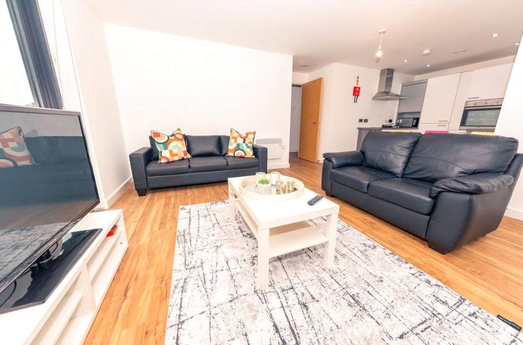 Property photo 2 of 14 Picture No. 13