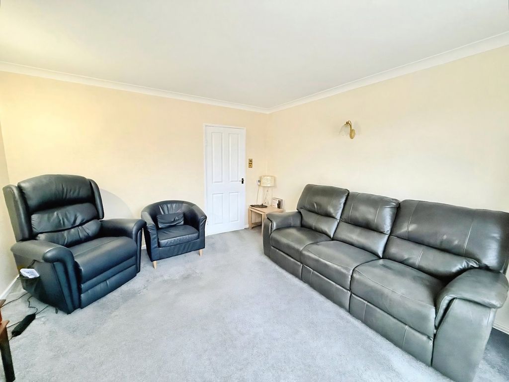 Property photo 3 of 21 Picture No. 19