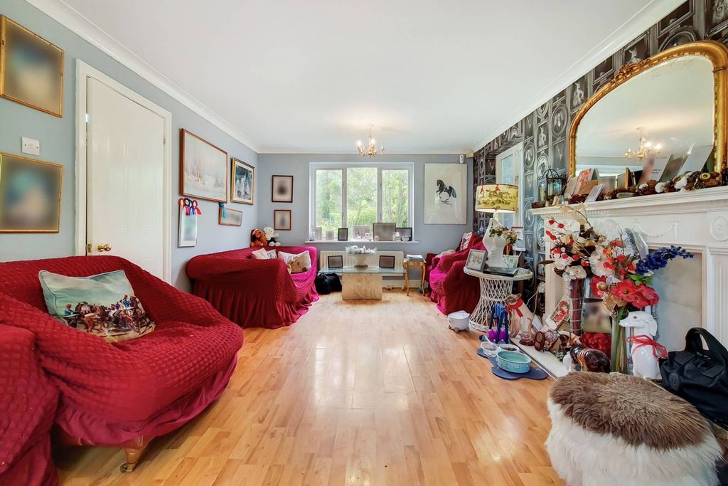 Property photo 2 of 15