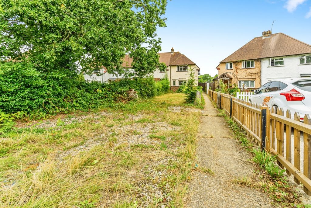 Property photo 3 of 17 Photo