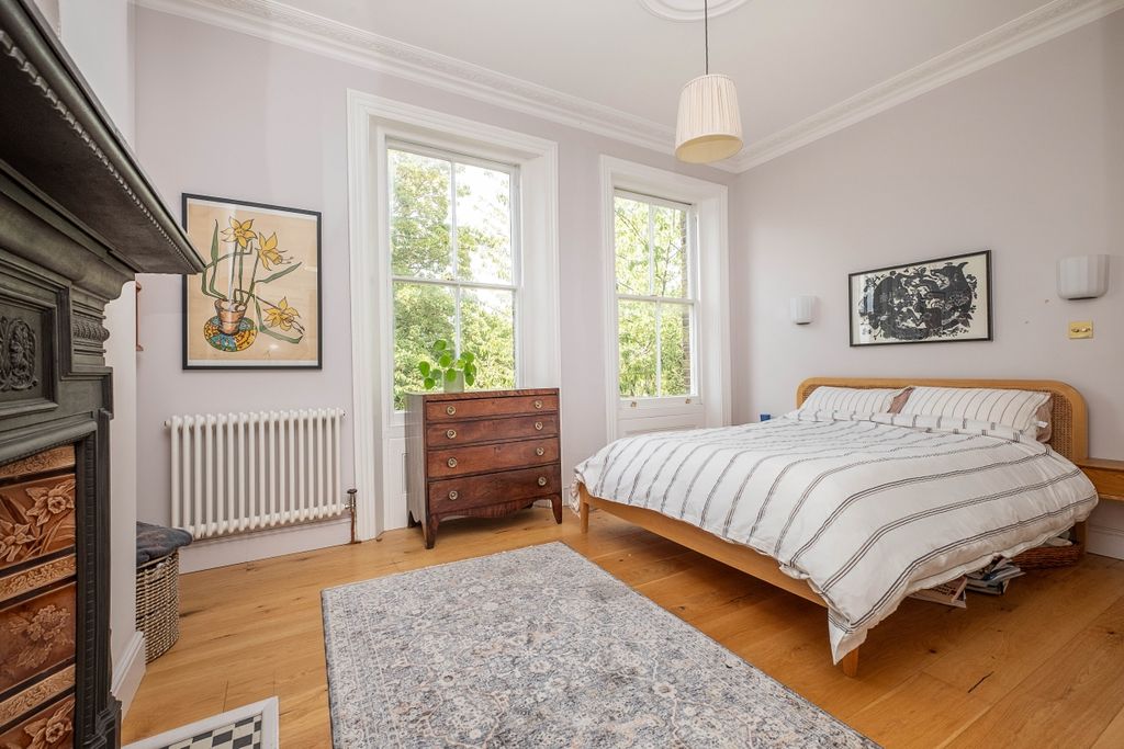 Property photo 3 of 10 29-Queens-Road-00...