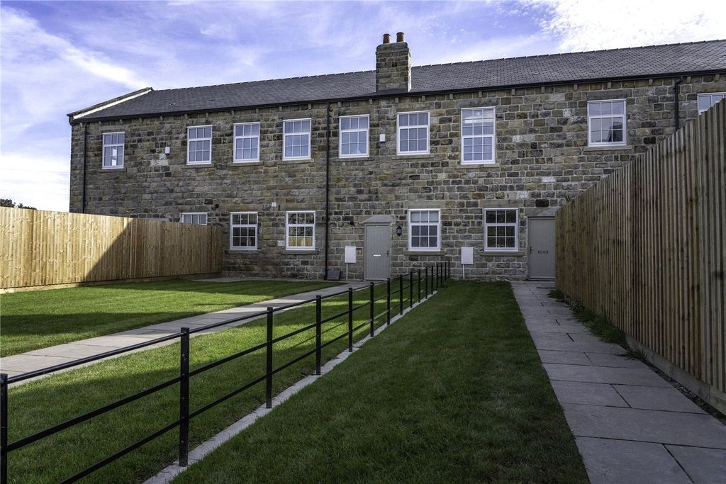 Property photo 1 of 21 Picture No. 27