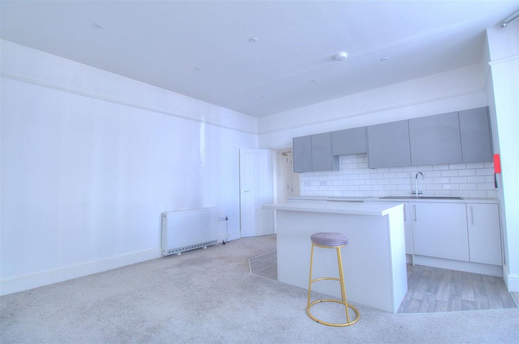 Property photo 3 of 6 4.Jpg