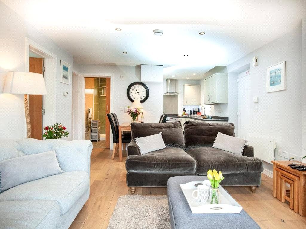 Property photo 2 of 12 2 - Picture No. 07