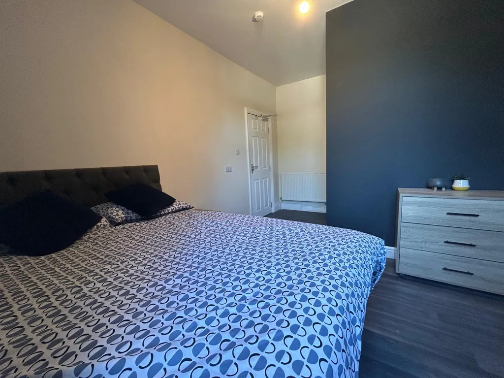 Apartment in Hull, Garden Village, Kingston upon Hull - View 3