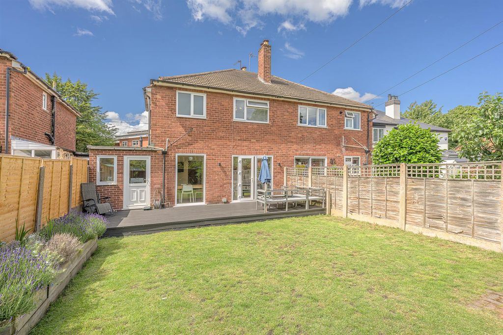 Property photo 2 of 29